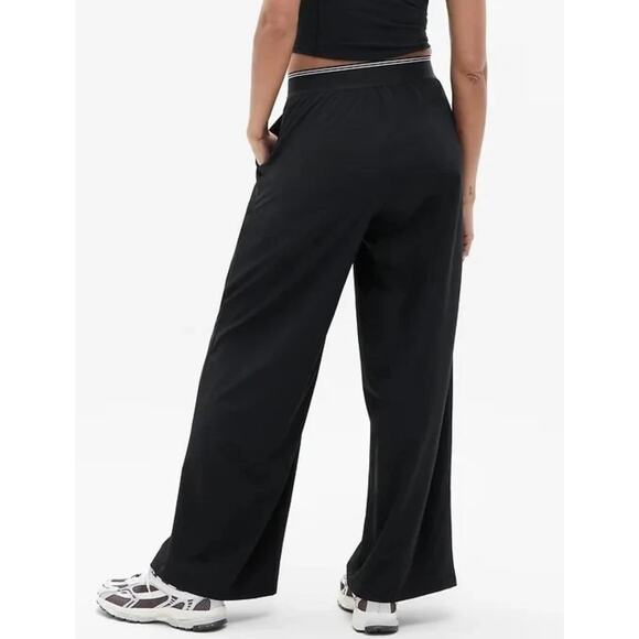 Athleta Stratosphere Wide Leg Pant Black Size Medium NEW High Rise - Picture 7 of 9